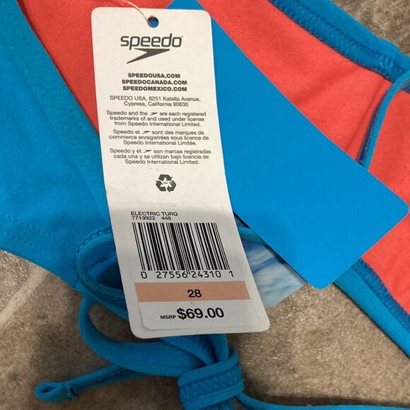 NWT Speedo size 28 cutout one piece - Picture 3 of 3